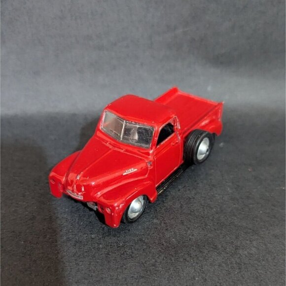 Maisto 1:26 Scale 1950 Chevrolet 3100 Pickup Diecast Truck Vehicle red - Picture 4 of 14